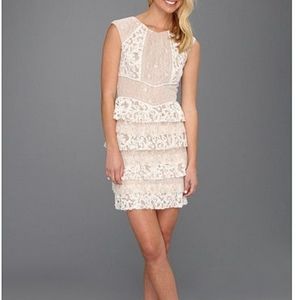 Bcbgmaxazria Kayla Gardenia lace dress size small petite